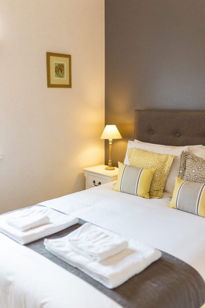 Ground floor bedroom at Ballogie House